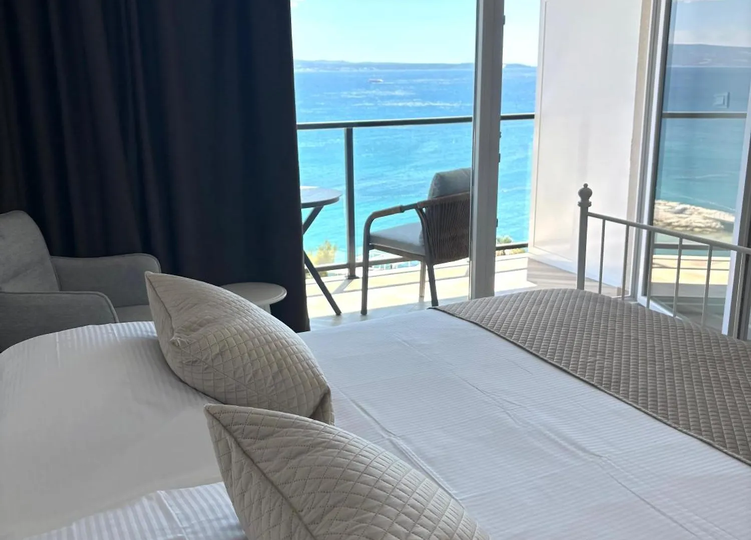 Stella'S Beachfront Aparthotel 스플리트