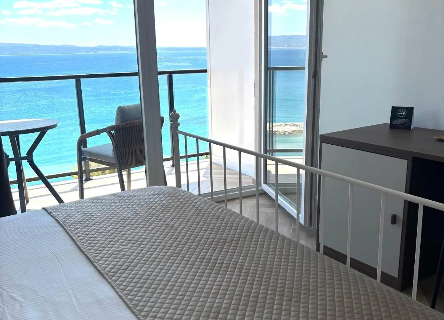 Stella'S Beachfront Aparthotel 스플리트