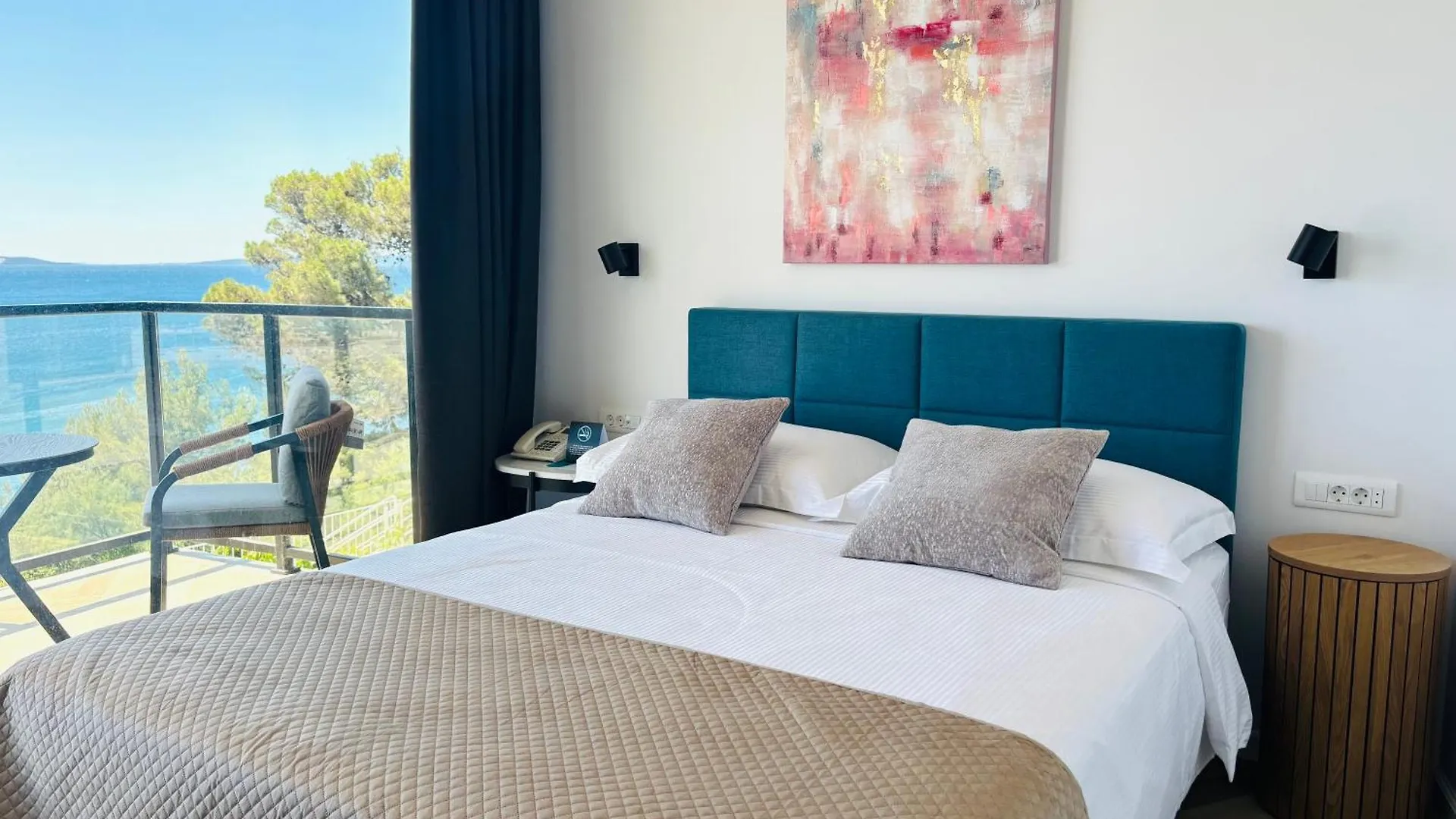 Stella'S Beachfront Aparthotel 스플리트