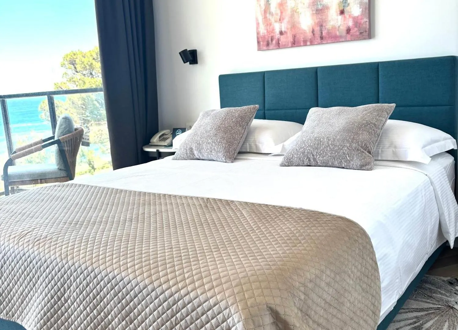 Stella'S Beachfront Aparthotel 스플리트
