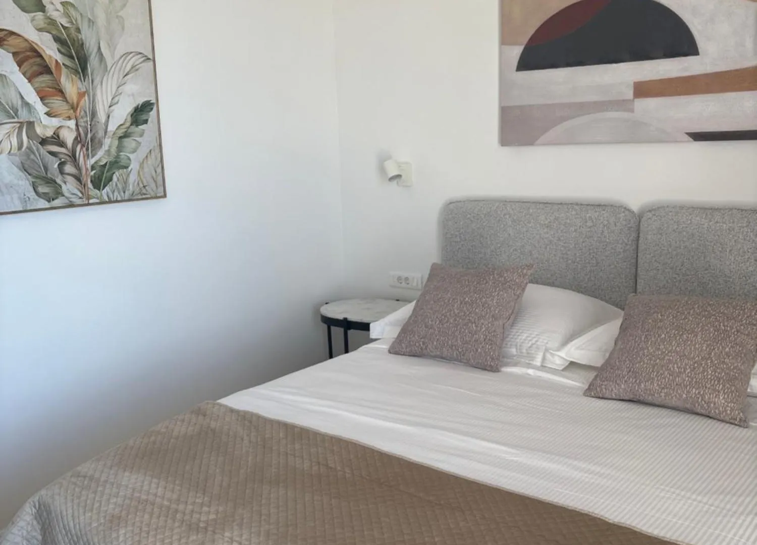 Stella'S Beachfront Aparthotel 스플리트
